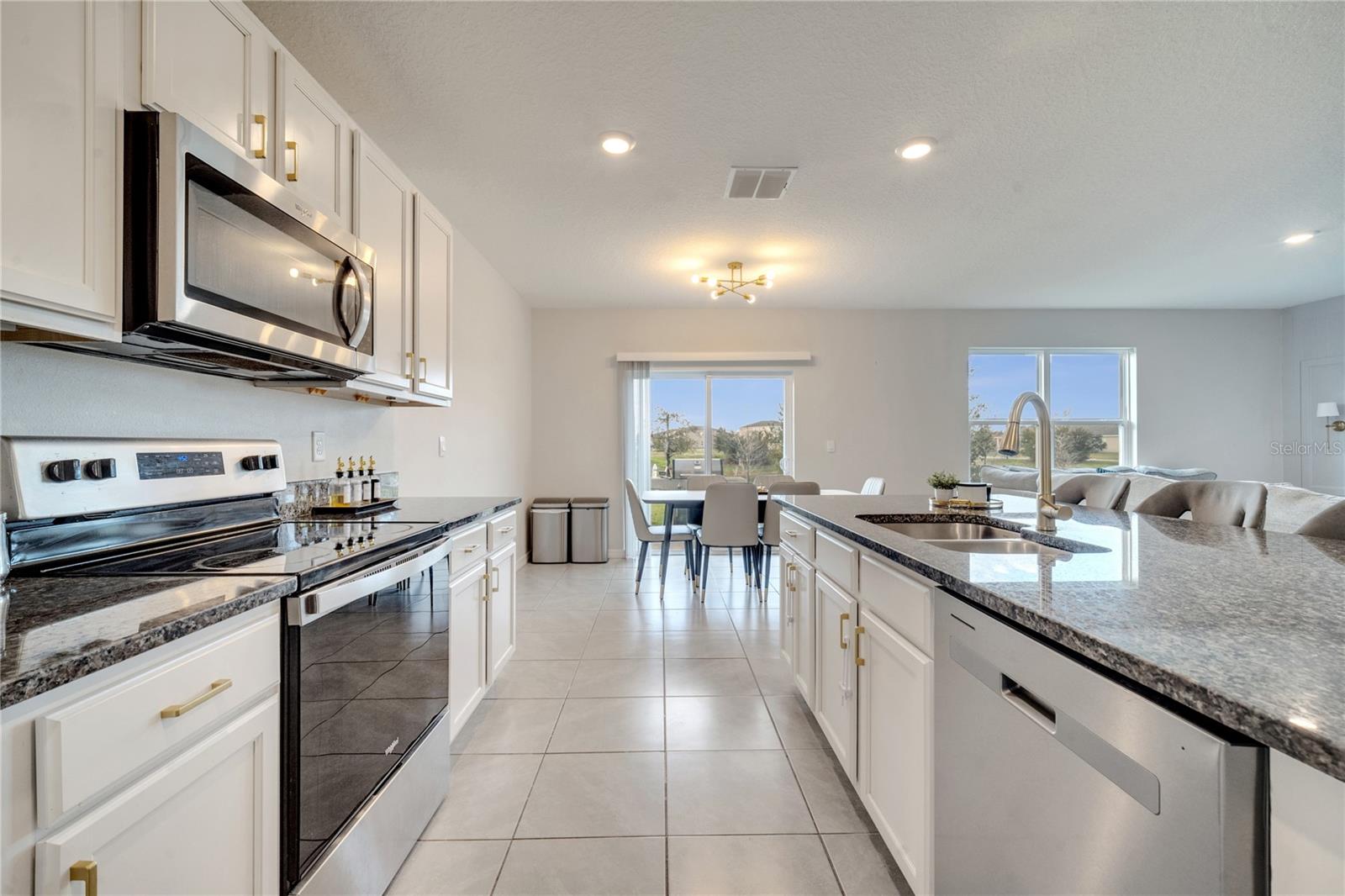 417 NOBLE AVE, DAVENPORT, FL, 33837
