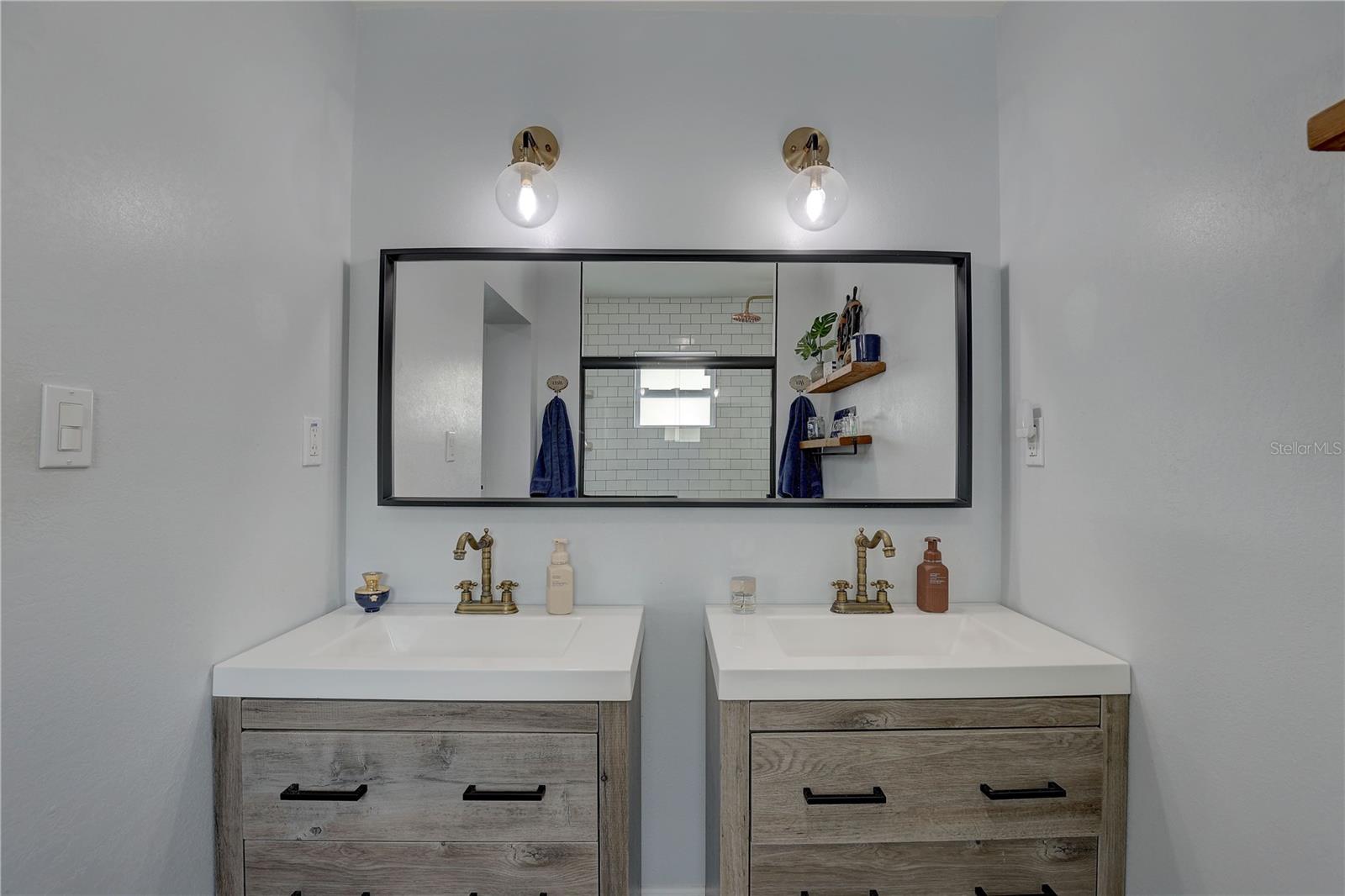 4715 71ST AVE N, PINELLAS PARK, FL, 33781