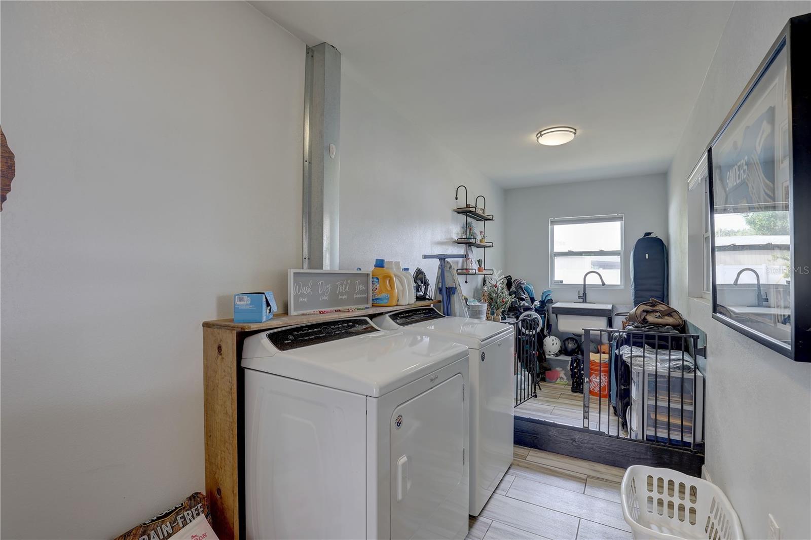 4715 71ST AVE N, PINELLAS PARK, FL, 33781