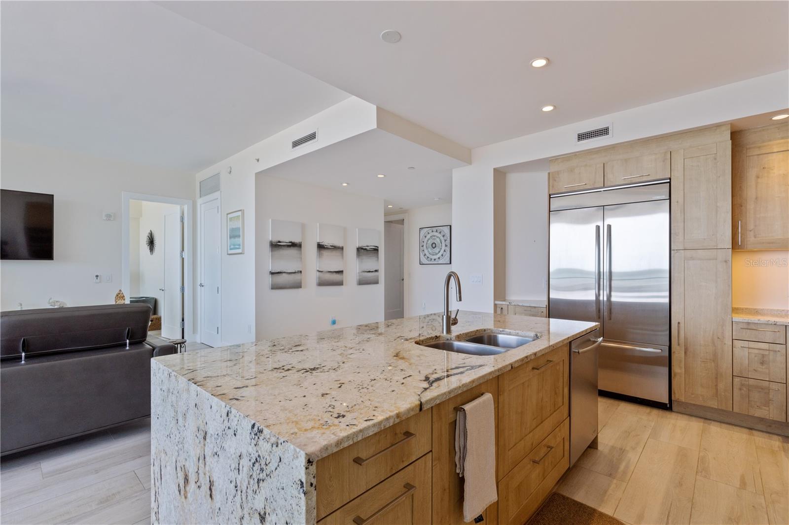 1155 N GULFSTREAM AVE #508, SARASOTA, FL, 34236