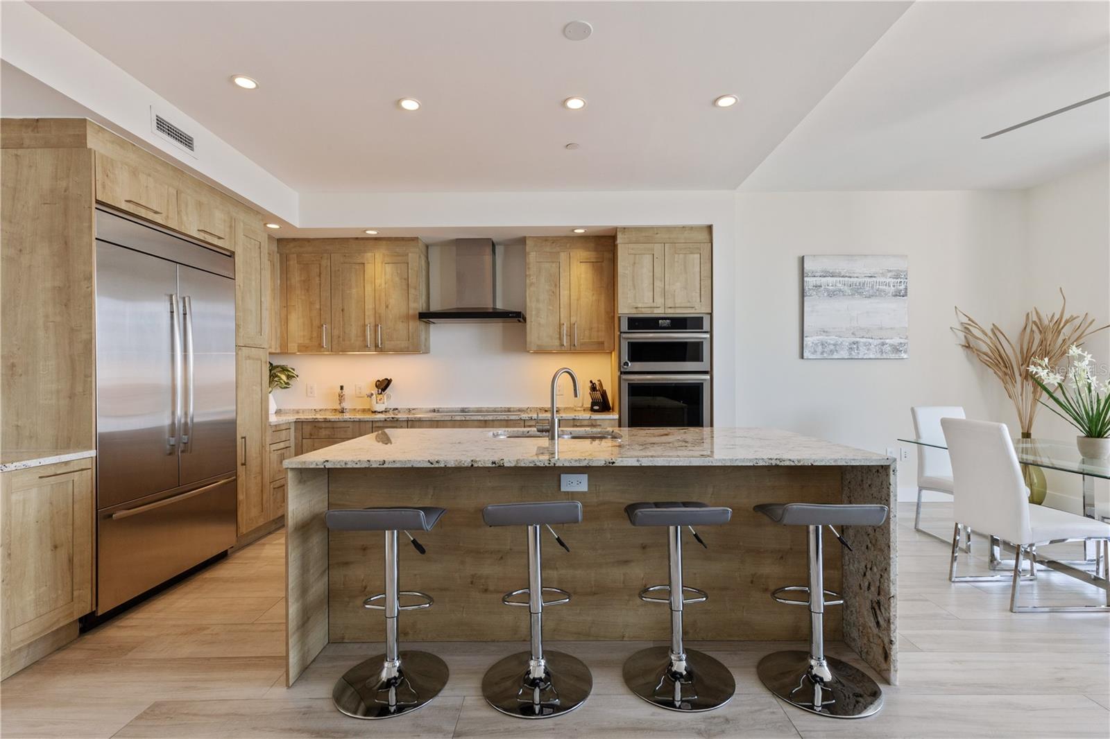 1155 N GULFSTREAM AVE #508, SARASOTA, FL, 34236