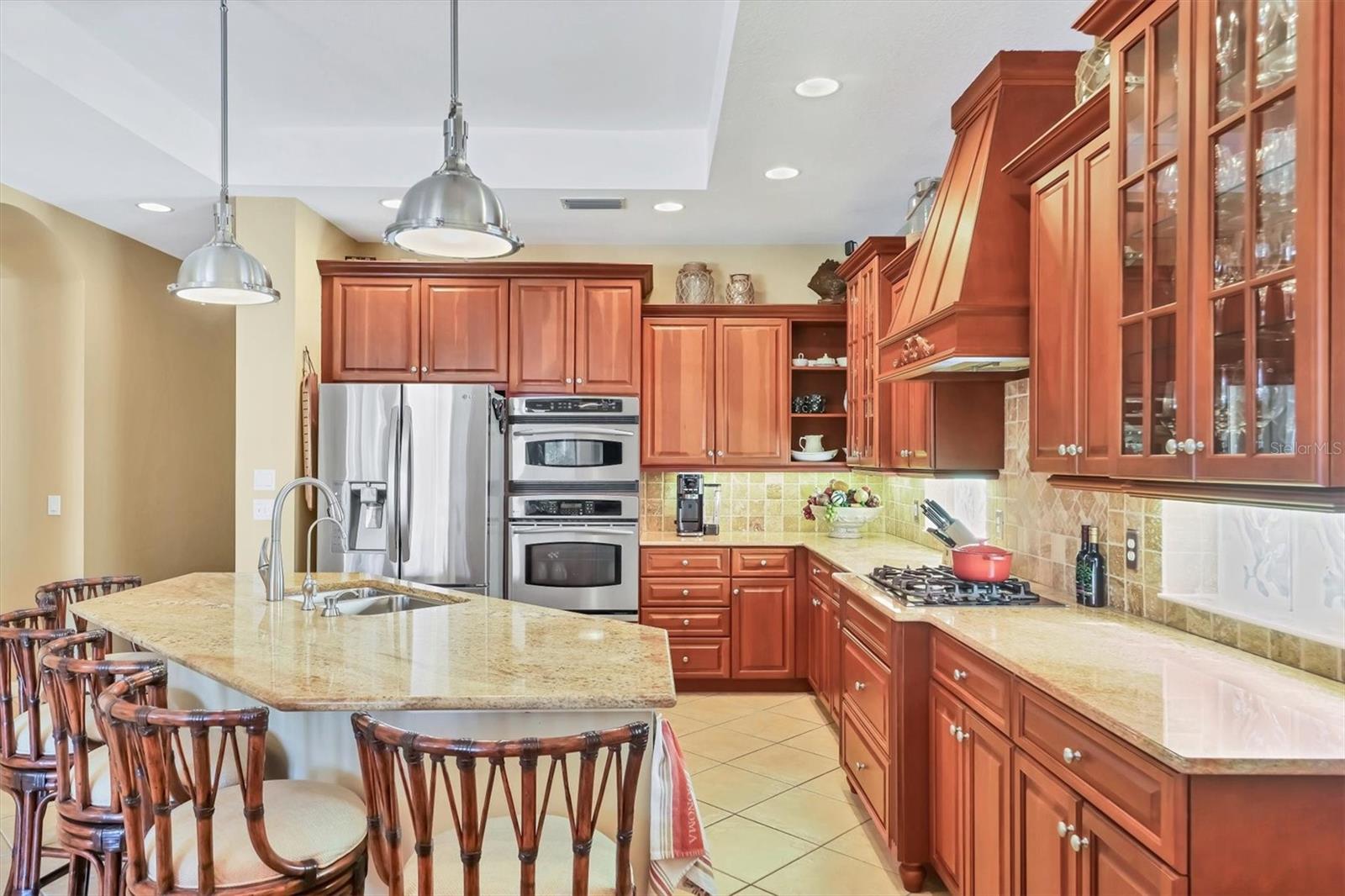 7816 ASHLEY CIR, UNIVERSITY PARK, FL, 34201