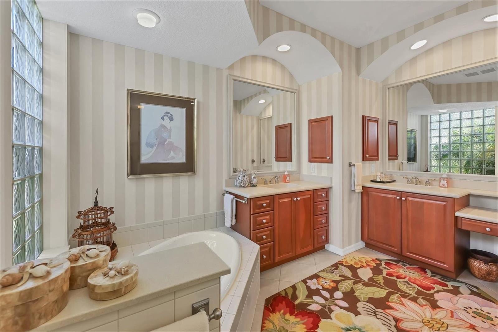 7816 ASHLEY CIR, UNIVERSITY PARK, FL, 34201