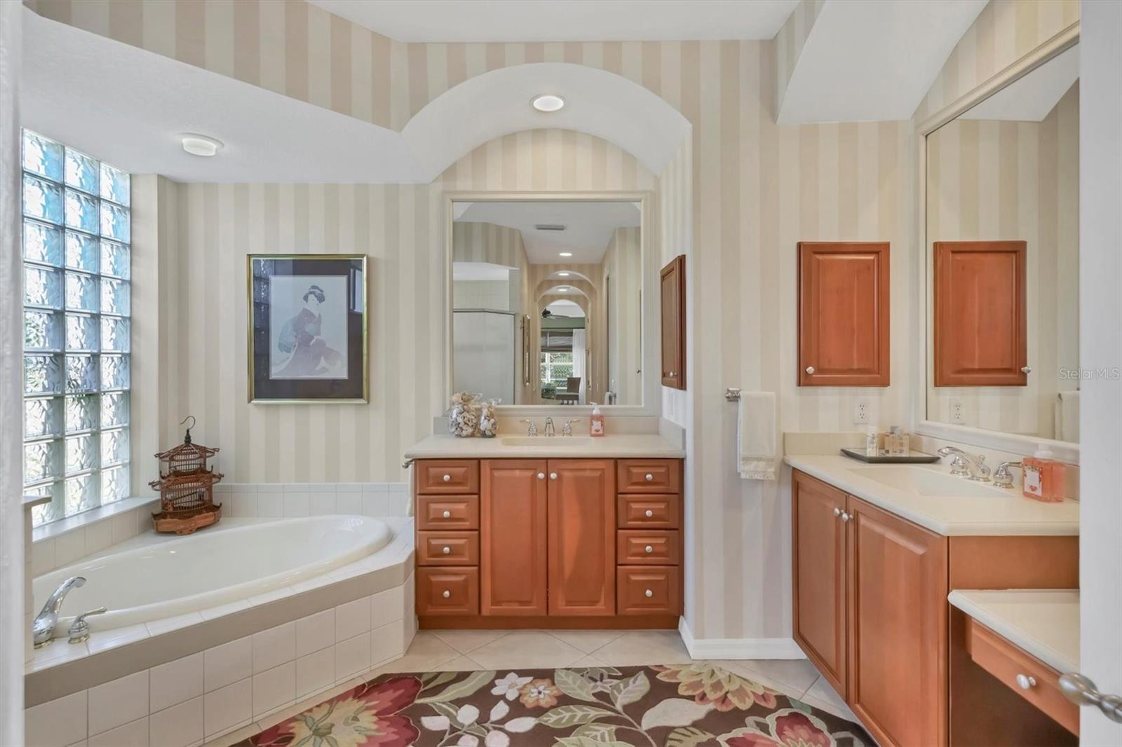 7816 ASHLEY CIR, UNIVERSITY PARK, FL, 34201