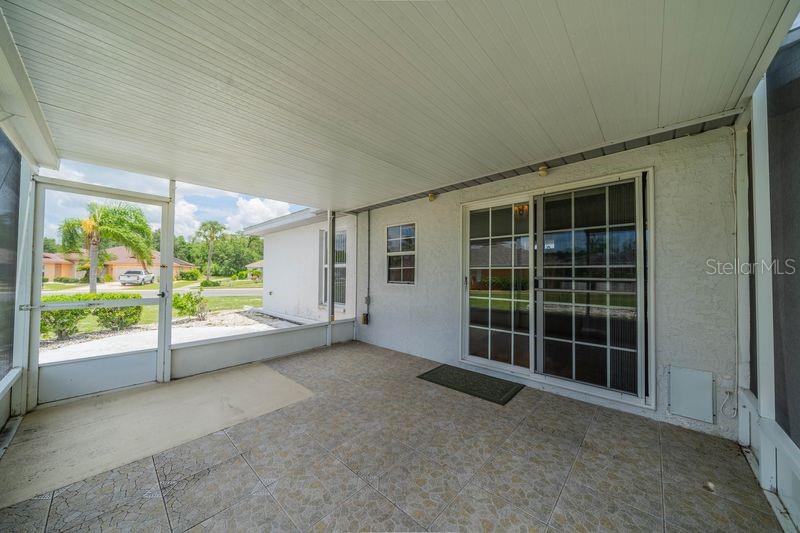 301 CALOOSA PALMS CT, SUN CITY CENTER, FL, 33573