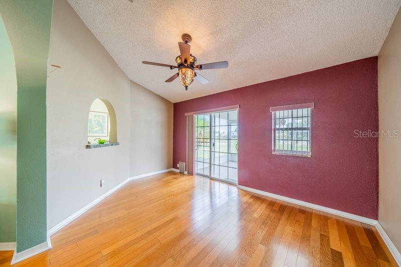 301 CALOOSA PALMS CT, SUN CITY CENTER, FL, 33573