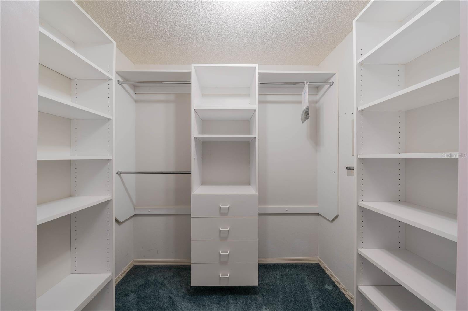 301 CALOOSA PALMS CT, SUN CITY CENTER, FL, 33573