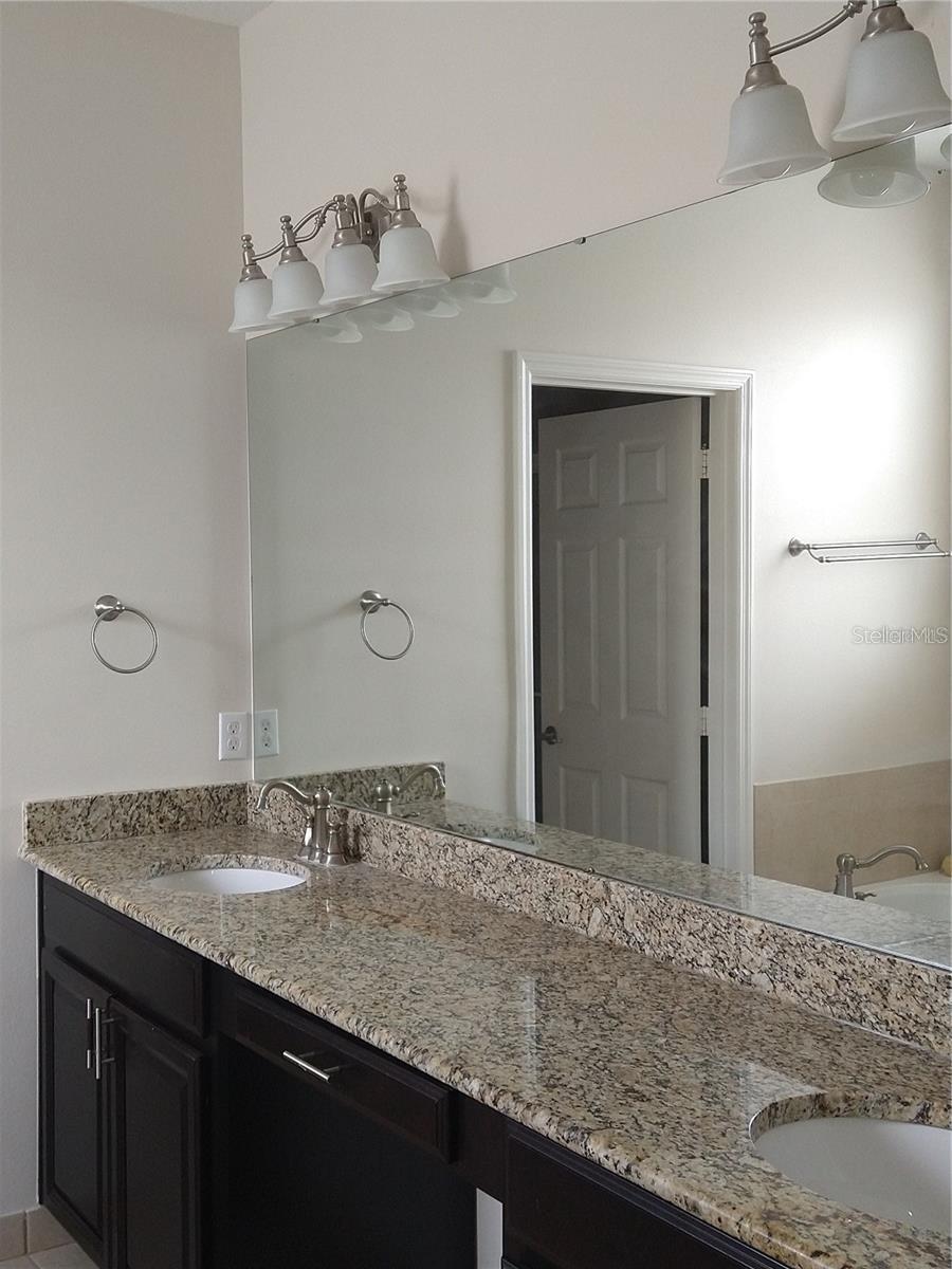 1431 PORTOFINO MEADOWS BLVD, ORLANDO, FL, 32824