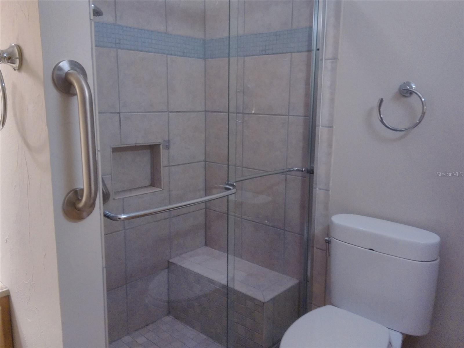 910 HARTFORD DR, DELAND, FL, 32724