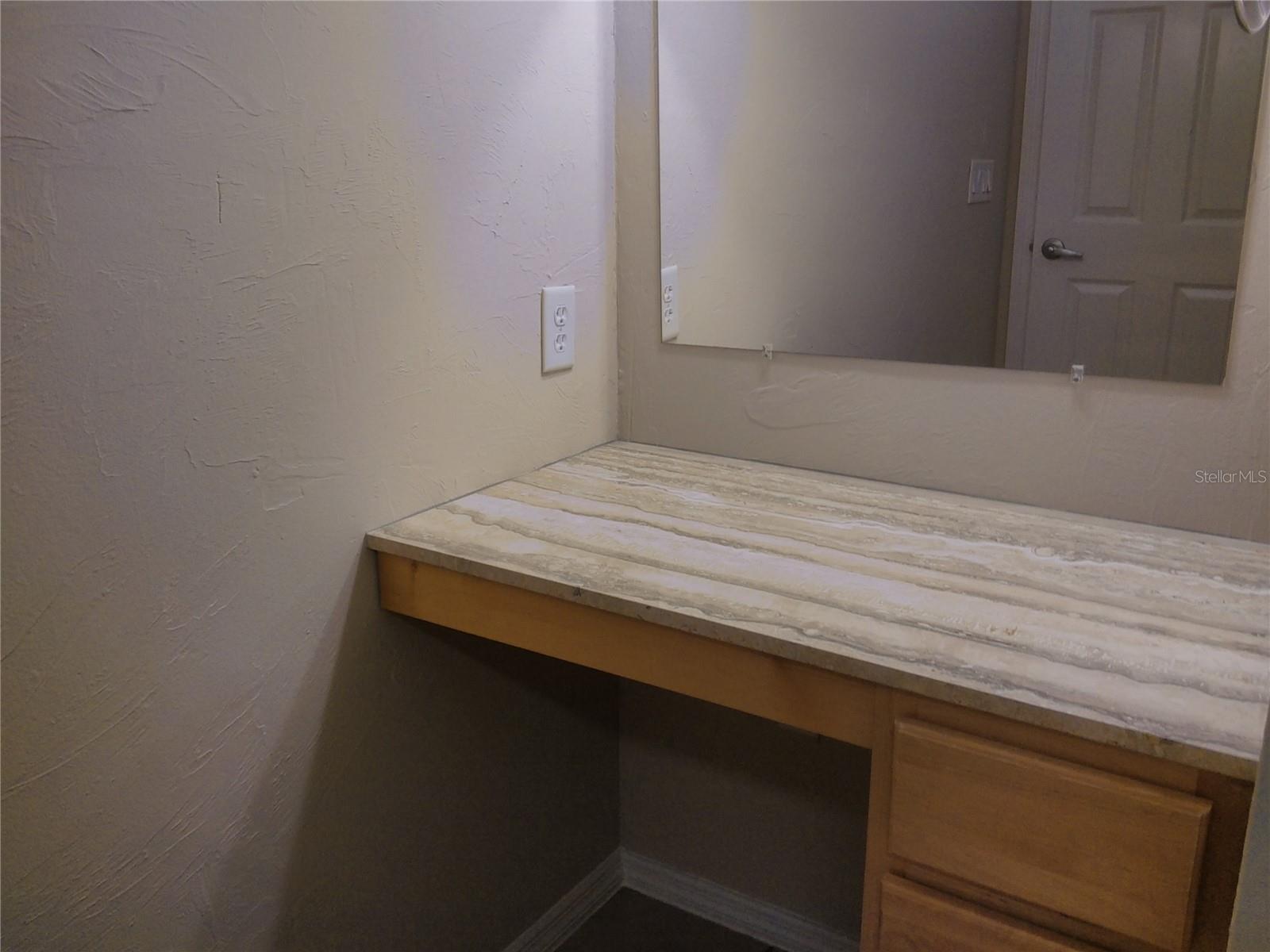 910 HARTFORD DR, DELAND, FL, 32724