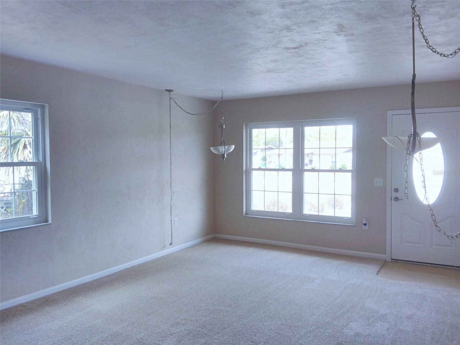 910 HARTFORD DR, DELAND, FL, 32724