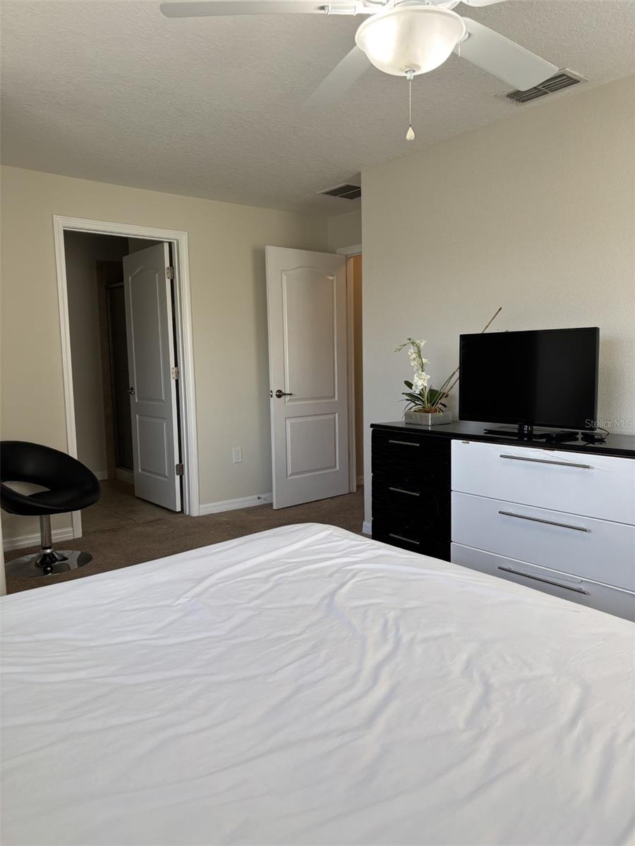 8927 CANDY PALM RD, KISSIMMEE, FL, 34747