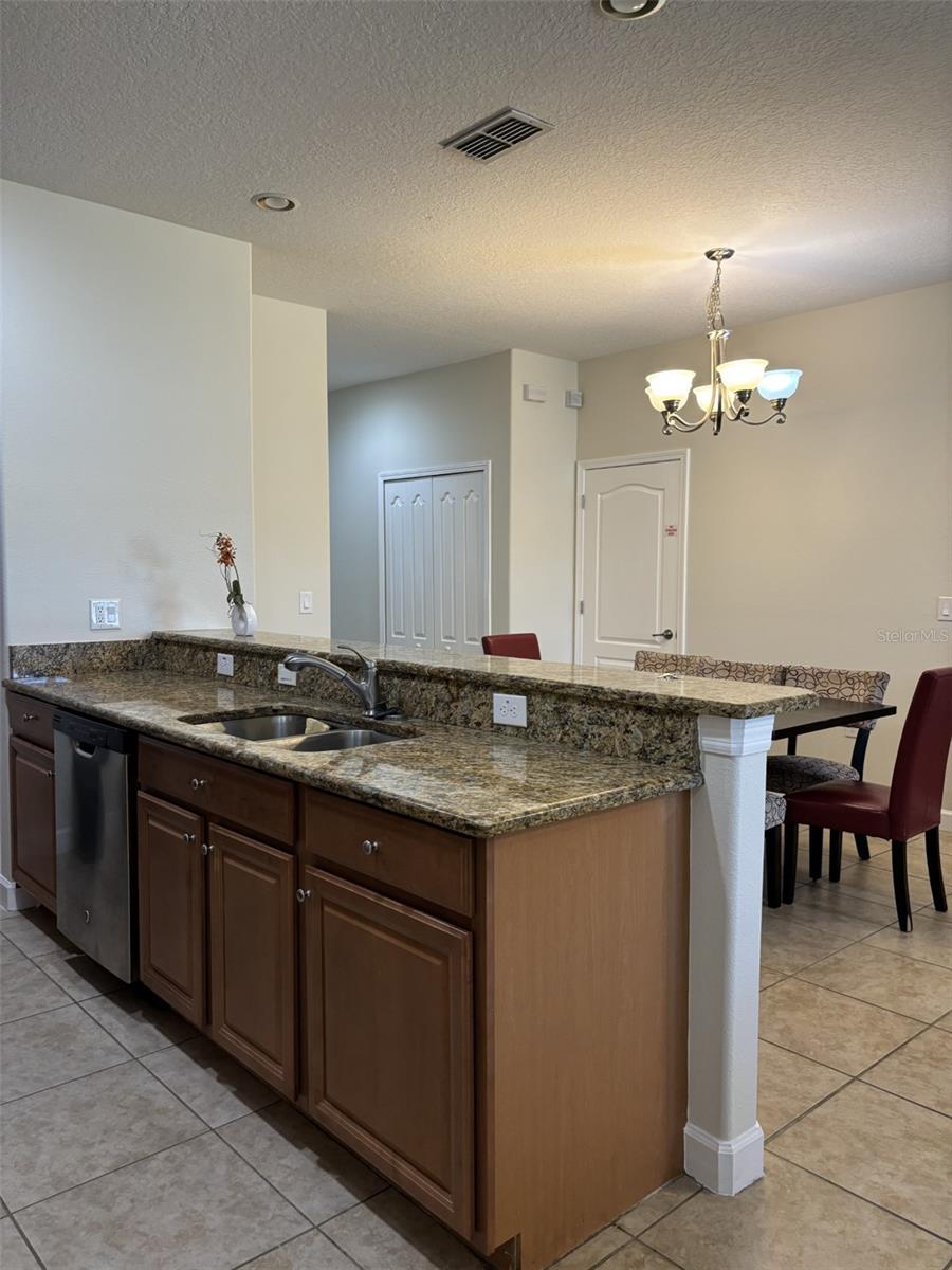 8927 CANDY PALM RD, KISSIMMEE, FL, 34747