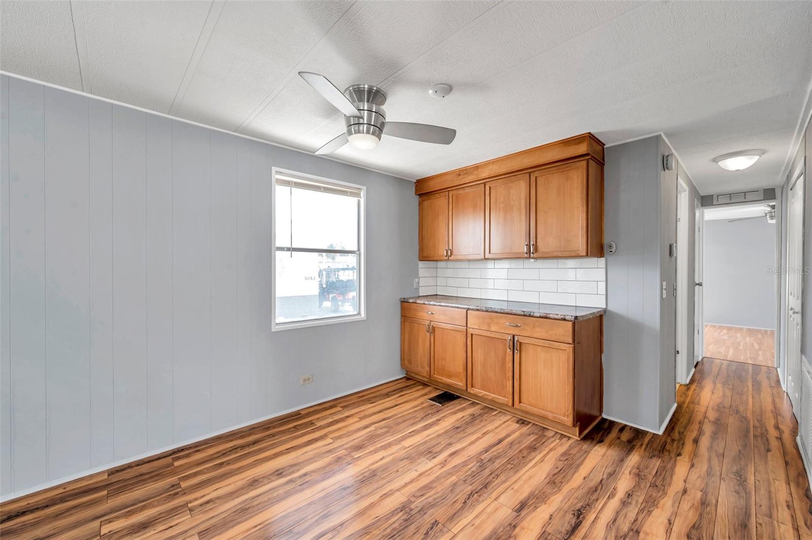 4851 W GANDY BLVD #B3 L8, TAMPA, FL, 33611