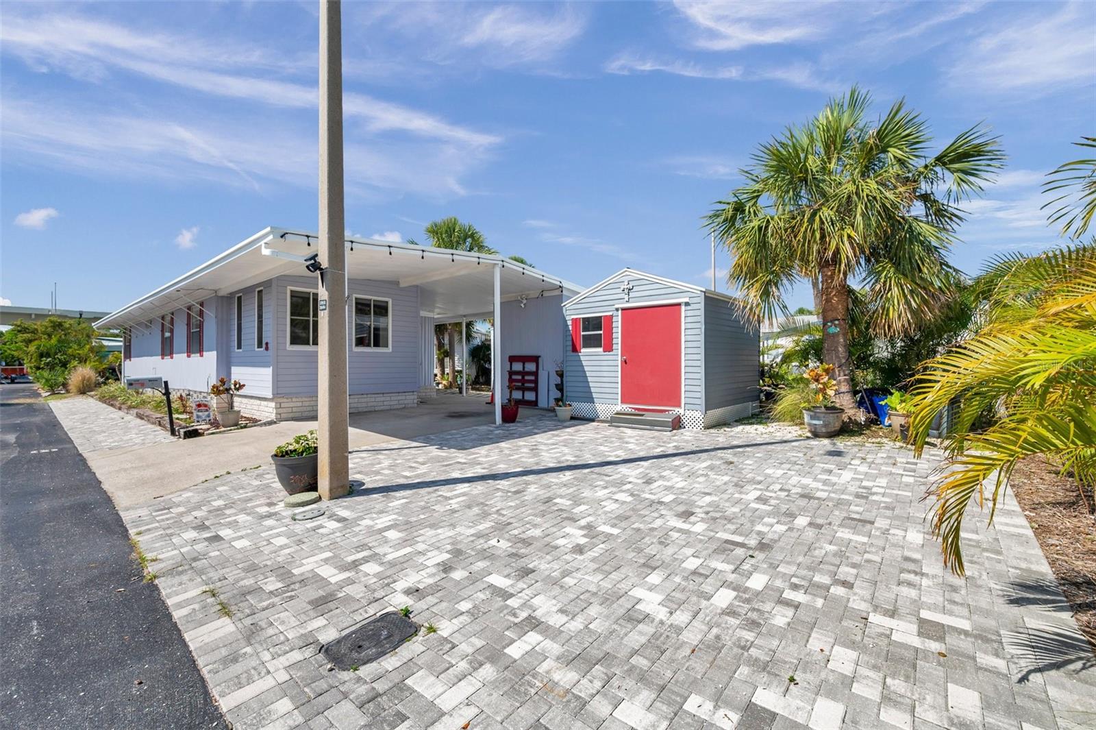 4851 W GANDY BLVD #B3 L8, TAMPA, FL, 33611