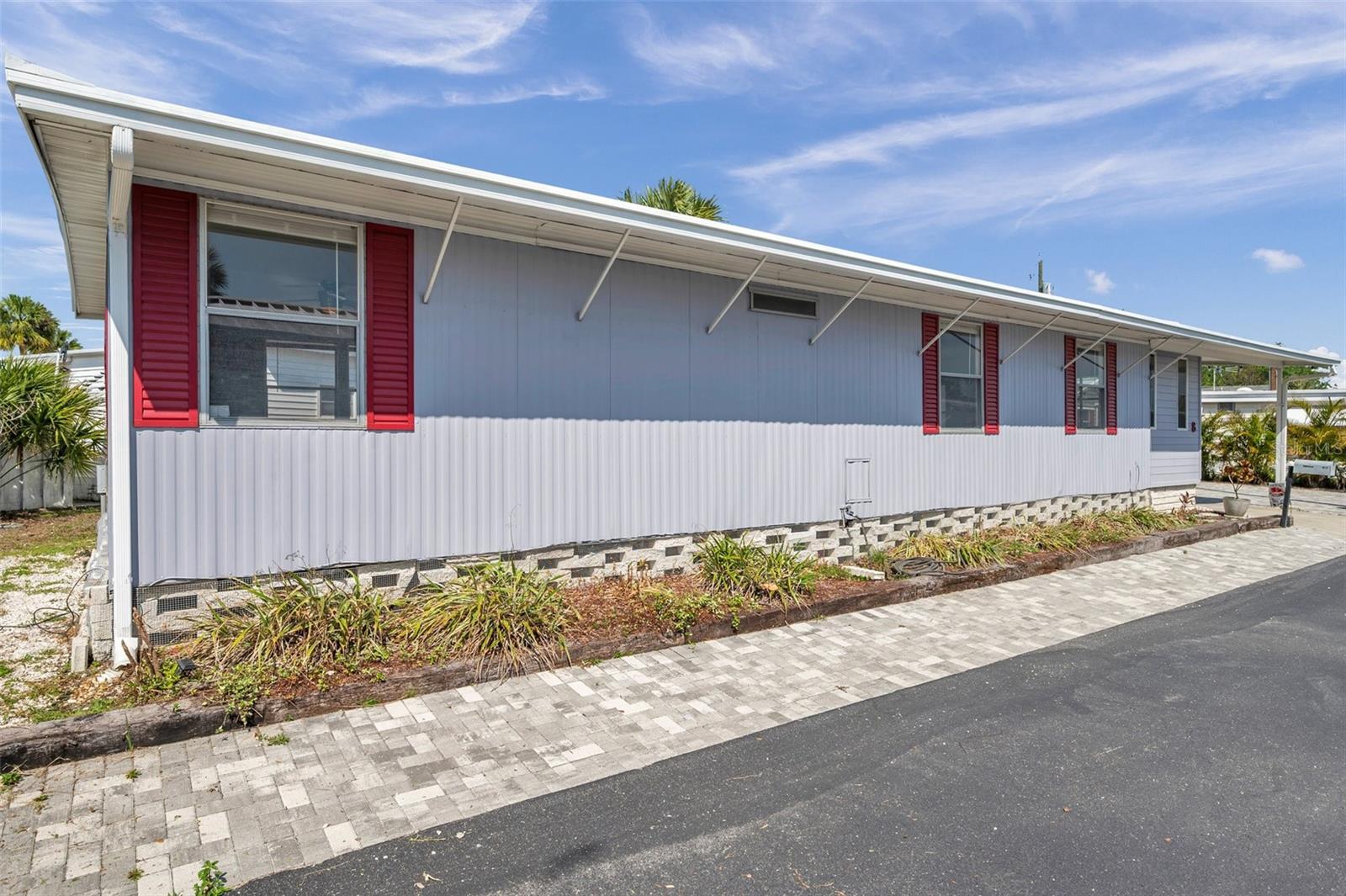 4851 W GANDY BLVD #B3 L8, TAMPA, FL, 33611