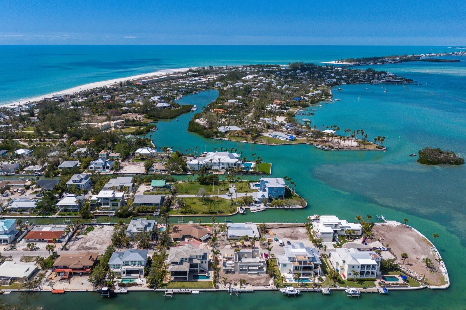 619 BAYVIEW DR, LONGBOAT KEY, FL, 34228