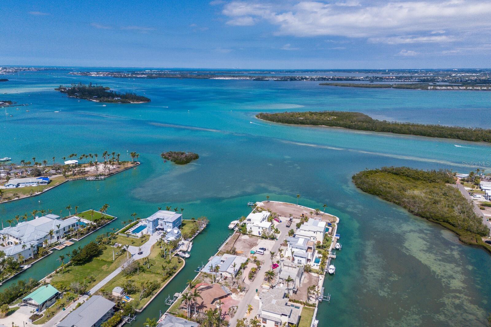 619 BAYVIEW DR, LONGBOAT KEY, FL, 34228