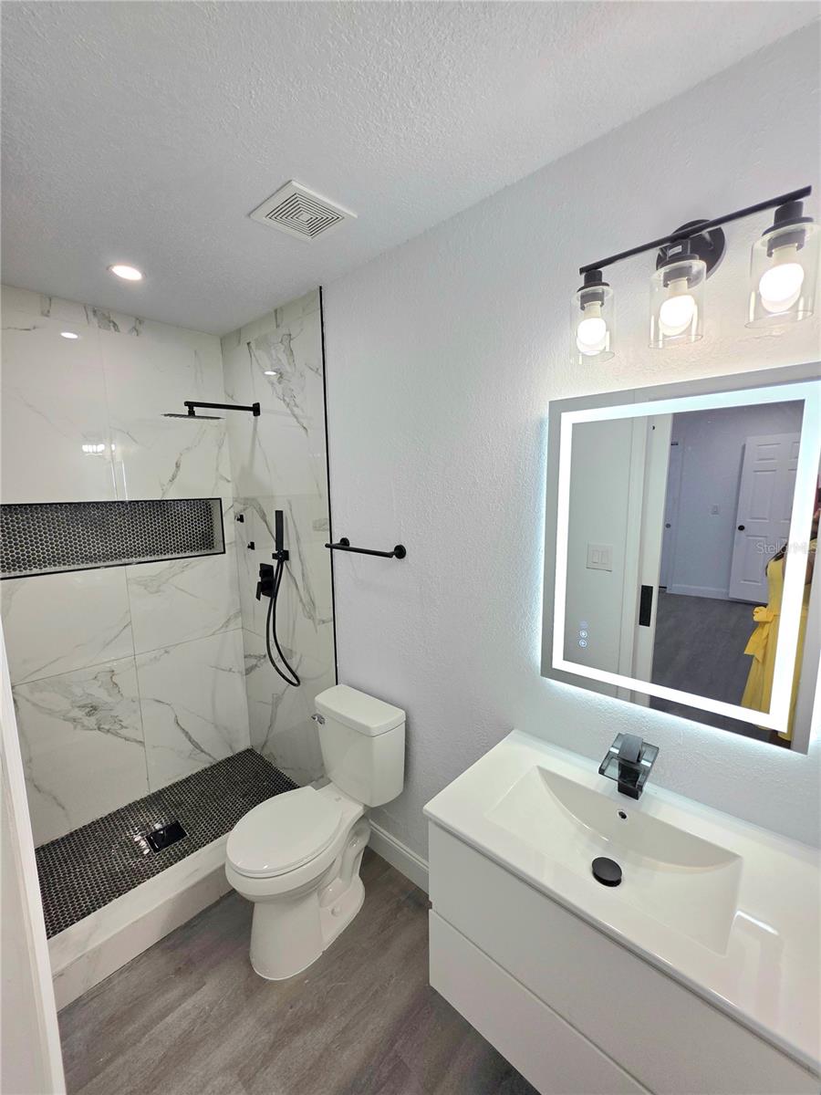 3311 W PARIS ST, TAMPA, FL, 33614