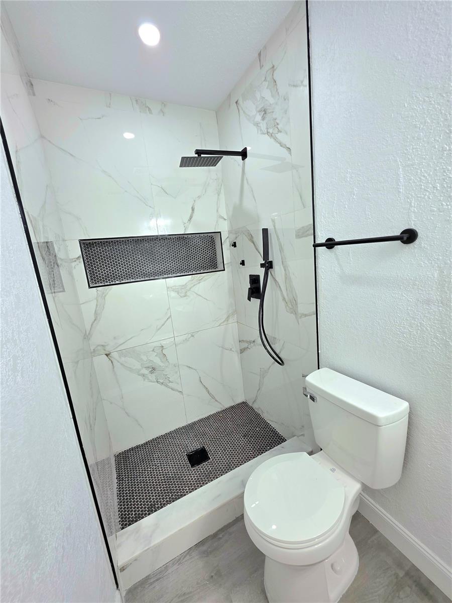 3311 W PARIS ST, TAMPA, FL, 33614