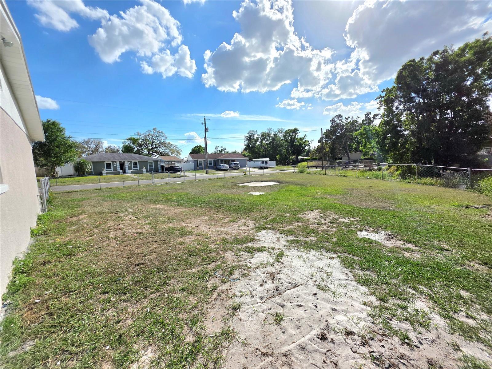 3311 W PARIS ST, TAMPA, FL, 33614