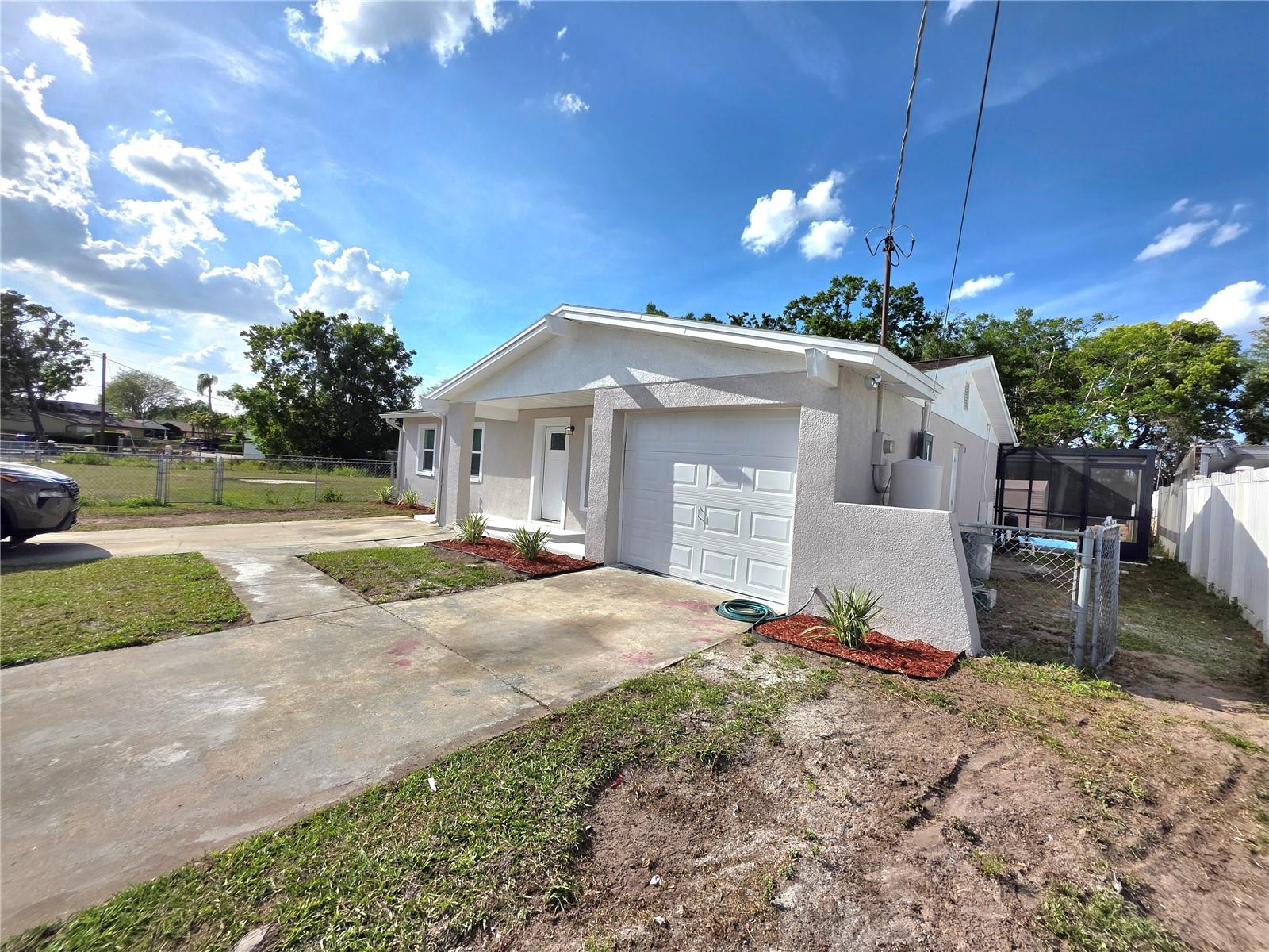 3311 W PARIS ST, TAMPA, FL, 33614
