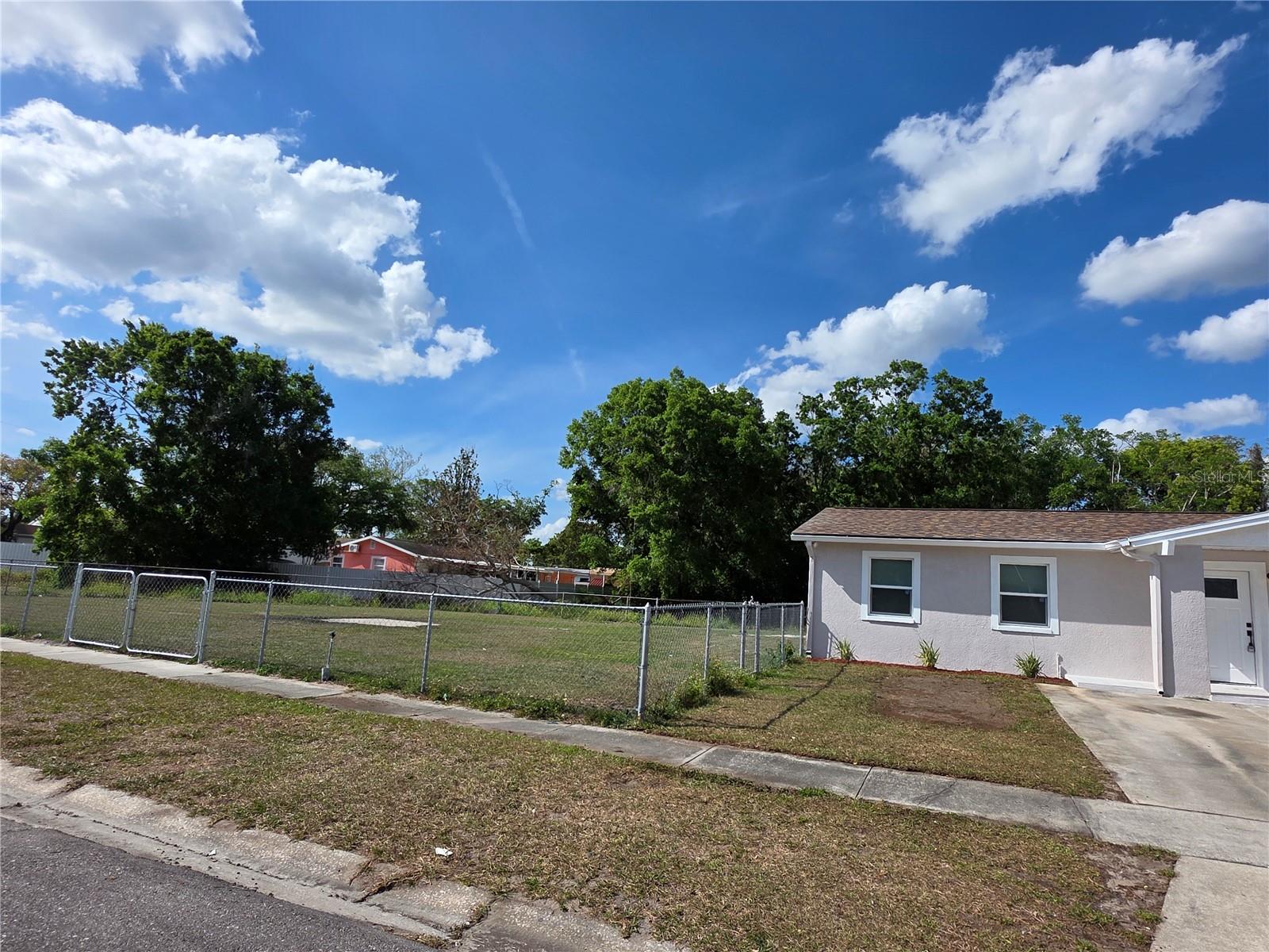 3311 W PARIS ST, TAMPA, FL, 33614