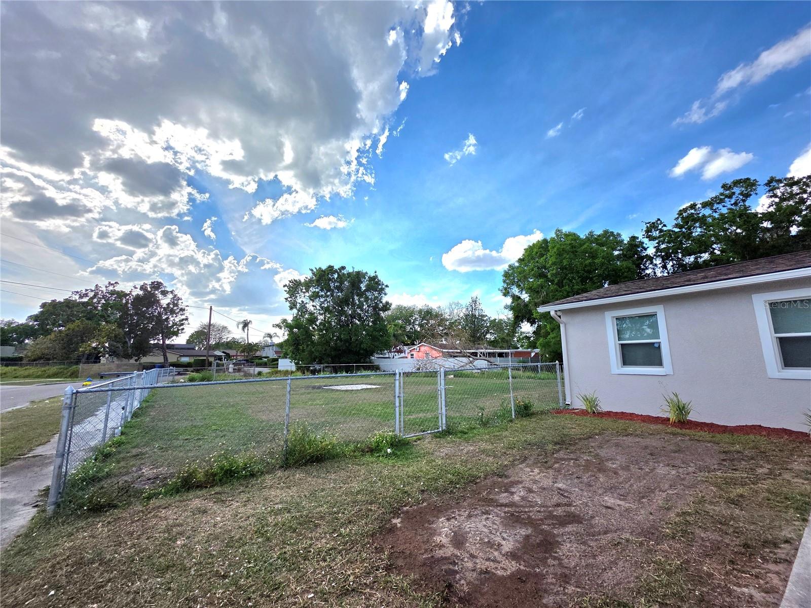 3311 W PARIS ST, TAMPA, FL, 33614