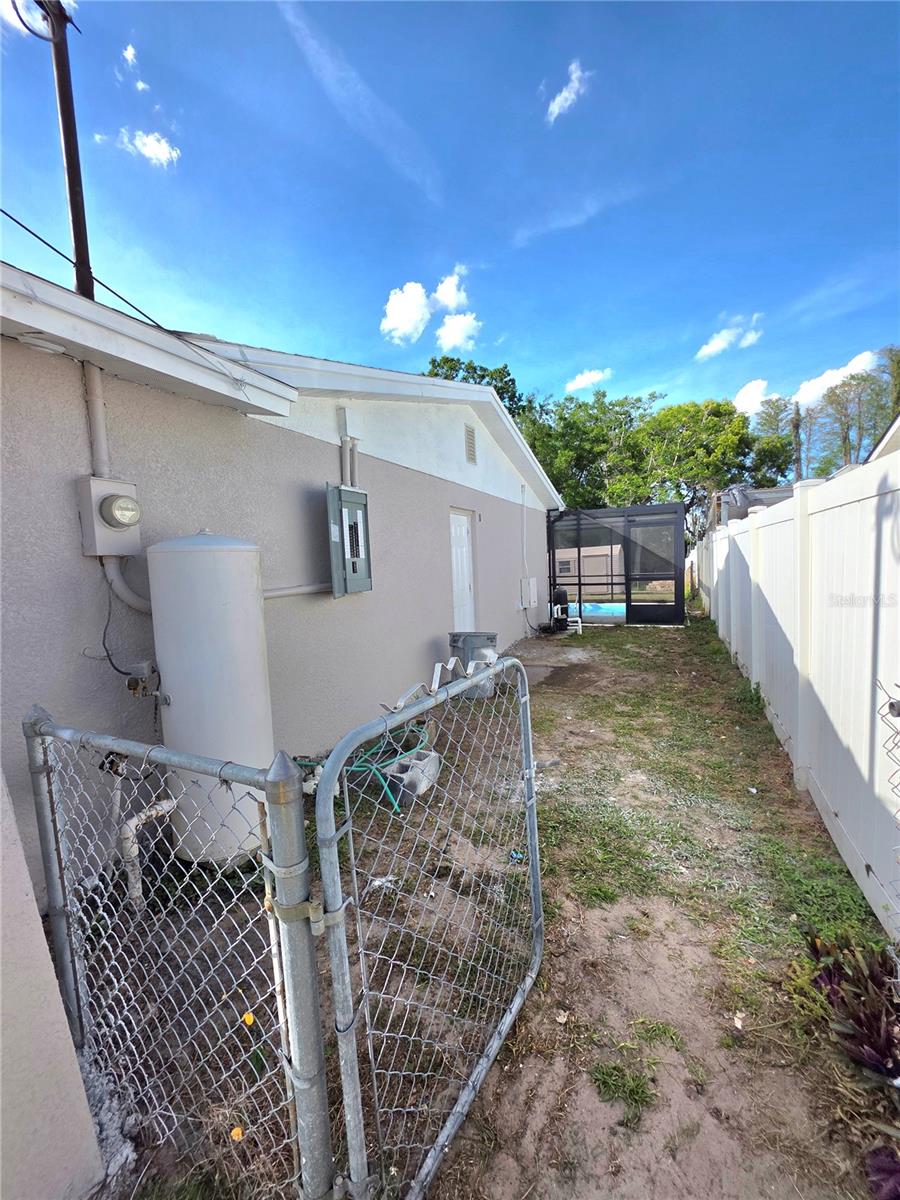 3311 W PARIS ST, TAMPA, FL, 33614