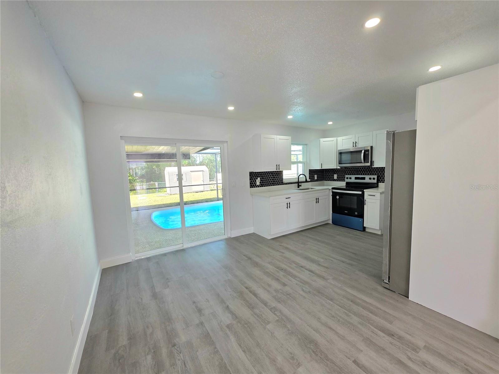 3311 W PARIS ST, TAMPA, FL, 33614