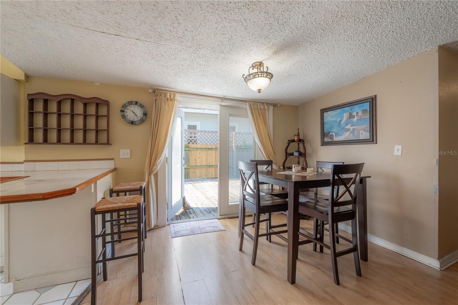 6702 N BRANCH AVE, TAMPA, FL, 33604