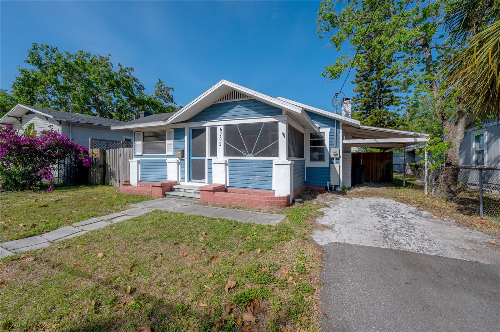 6702 N BRANCH AVE, TAMPA, FL, 33604