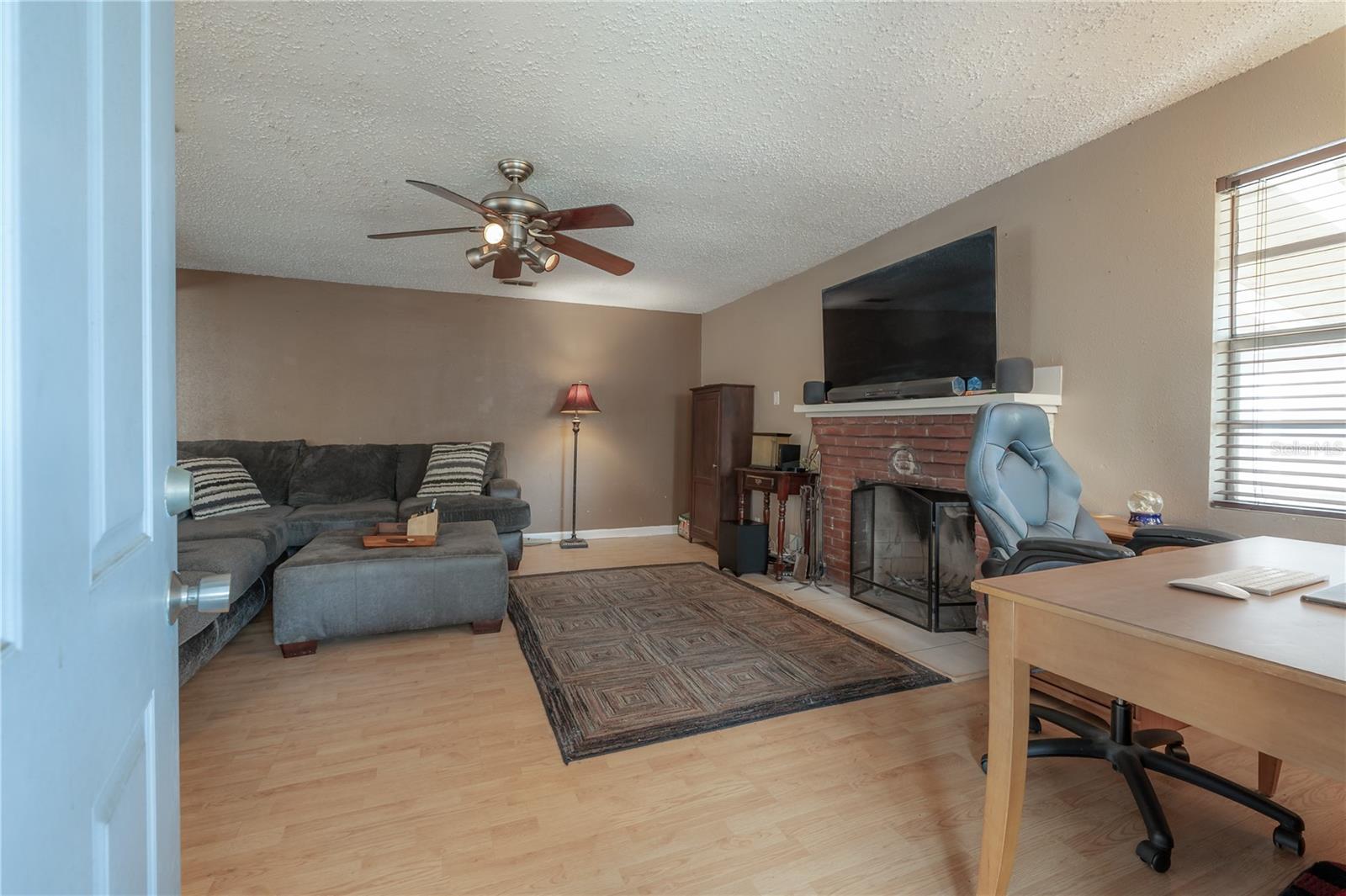 6702 N BRANCH AVE, TAMPA, FL, 33604