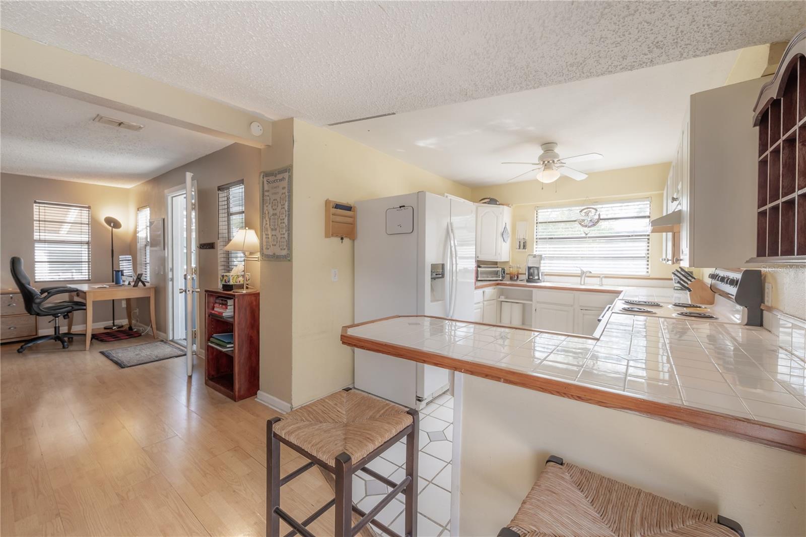 6702 N BRANCH AVE, TAMPA, FL, 33604