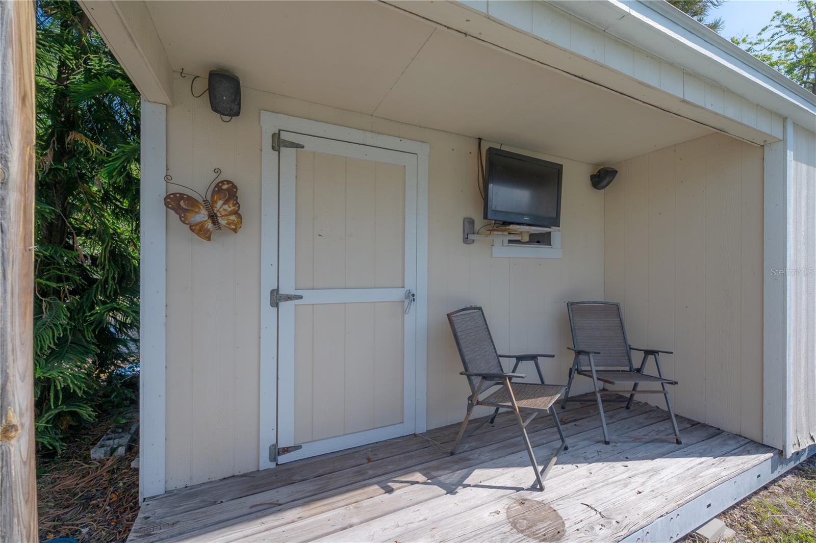 6702 N BRANCH AVE, TAMPA, FL, 33604