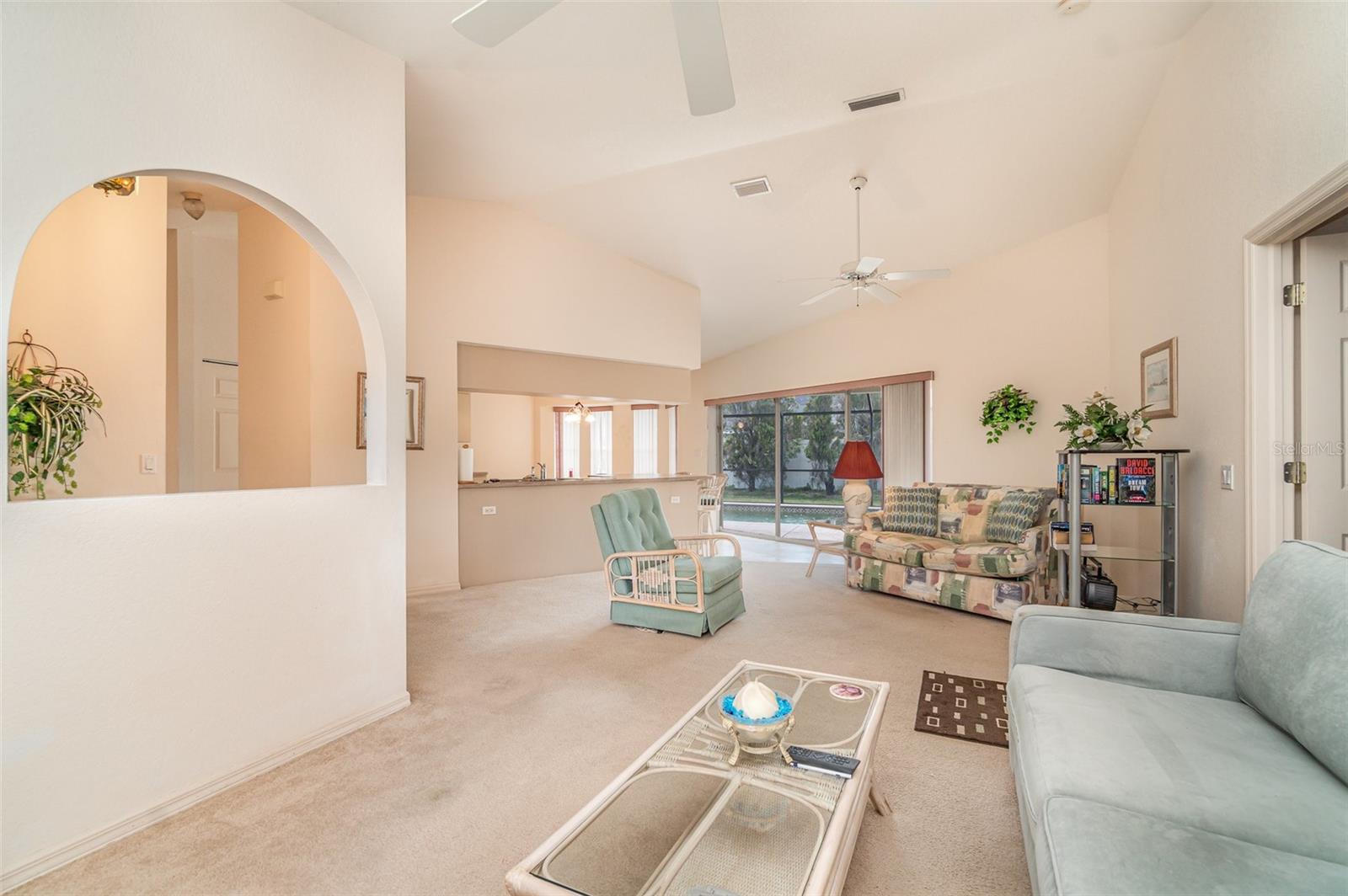 18379 EDGEWATER DR, PORT CHARLOTTE, FL, 33948