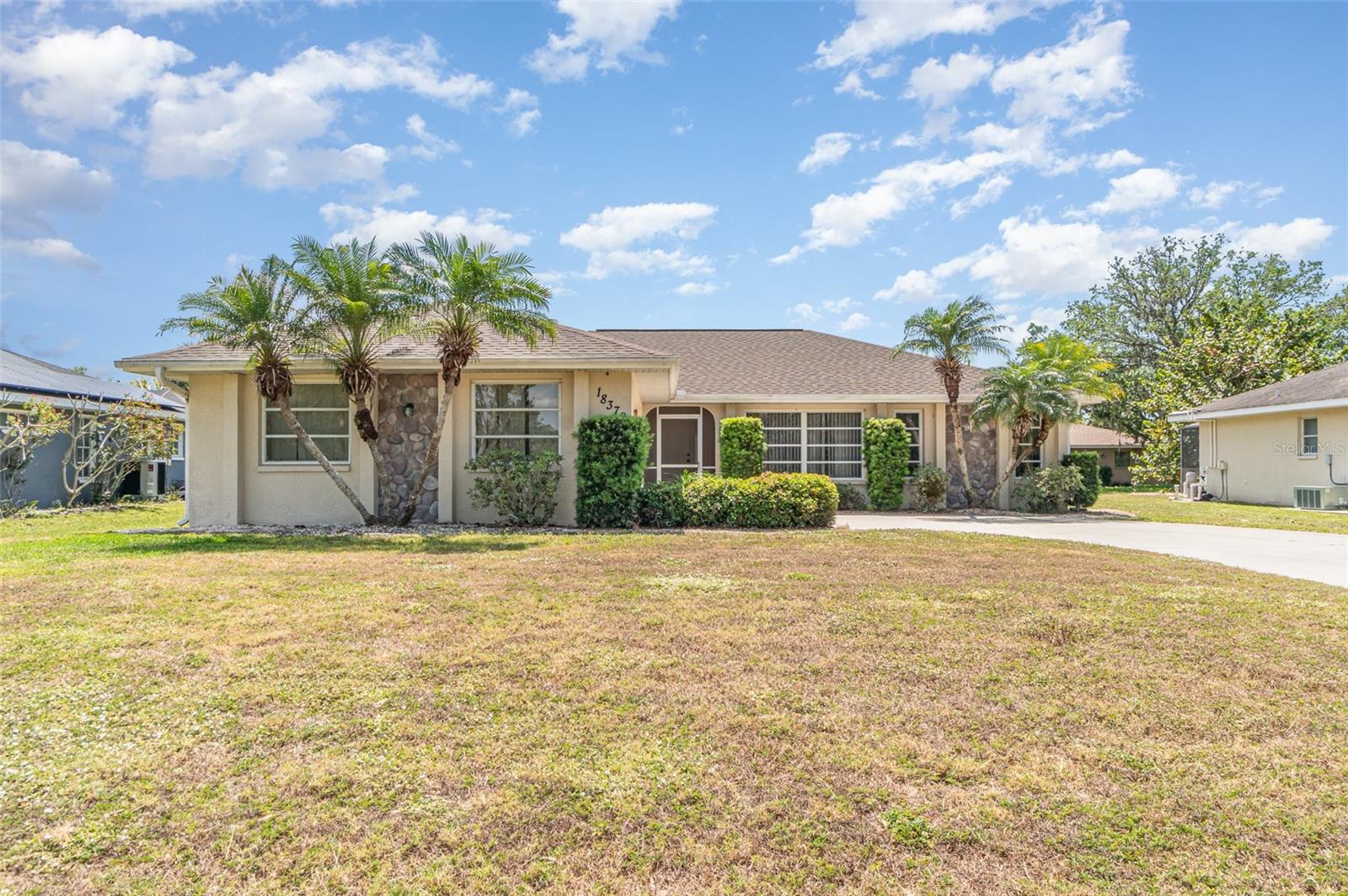 18379 EDGEWATER DR, PORT CHARLOTTE, FL, 33948