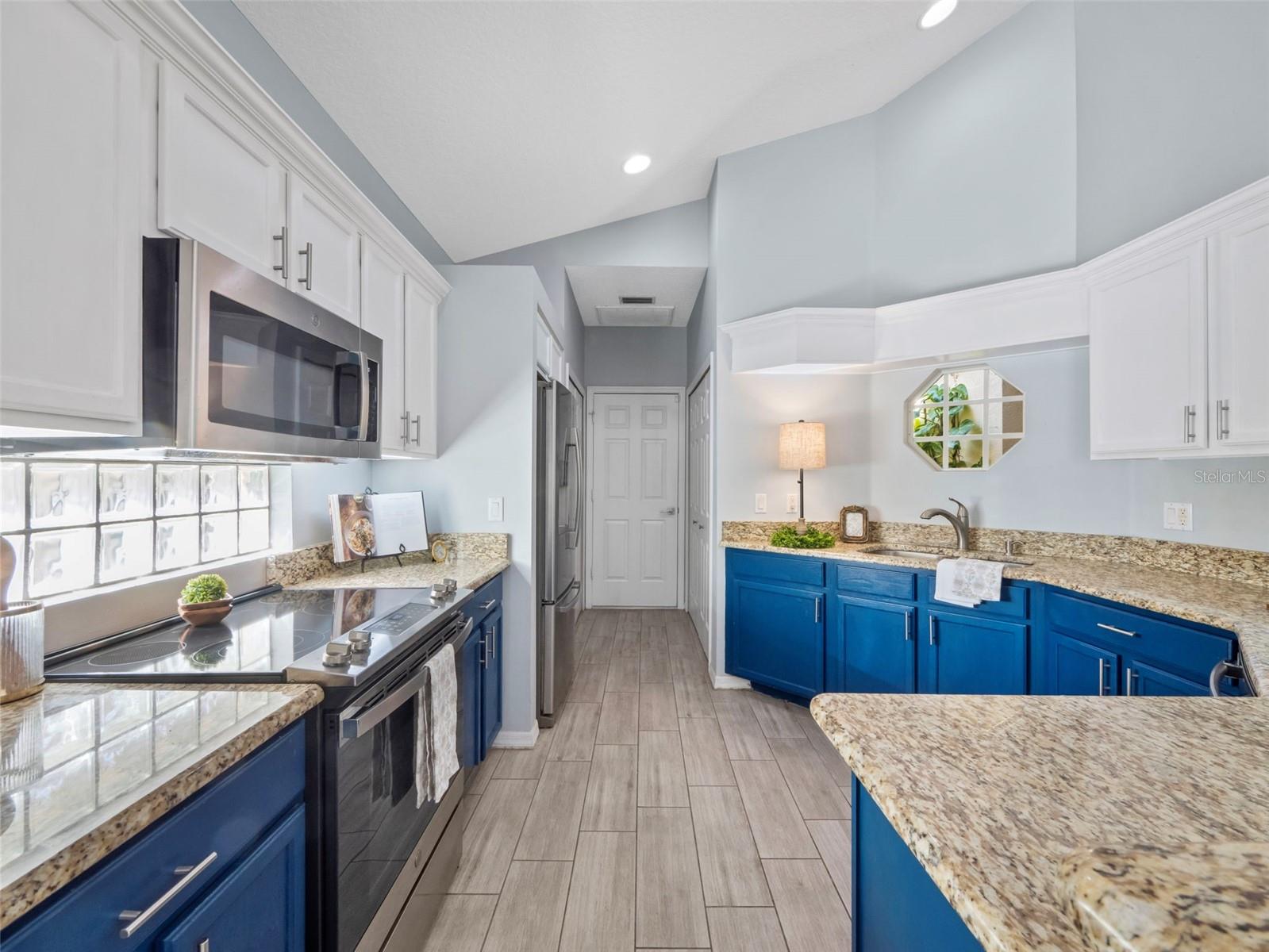 9027 SAINT ANDREWS WAY, MOUNT DORA, FL, 32757