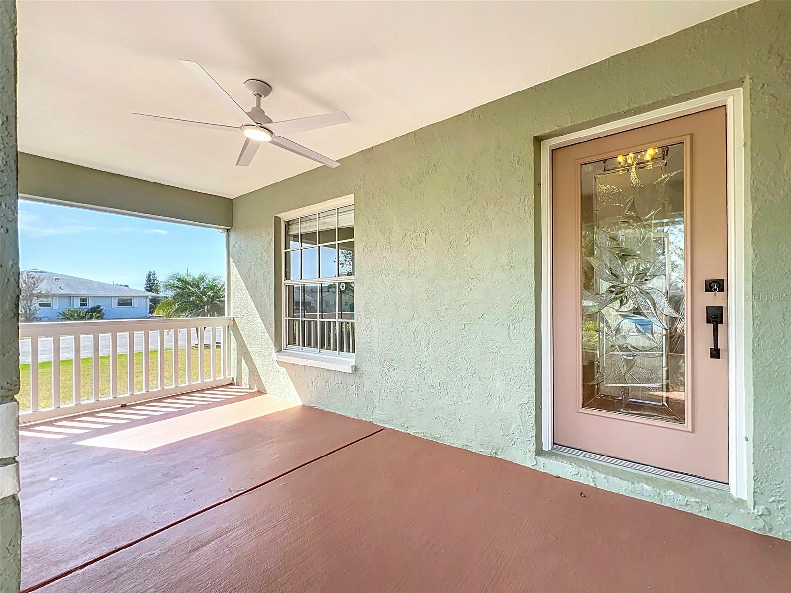 1402 BLUEWATER DR, SUN CITY CENTER, FL, 33573