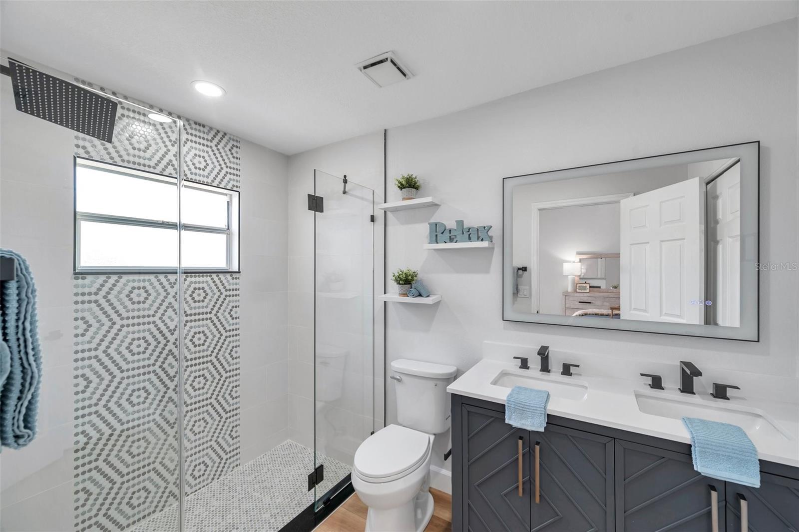 1402 BLUEWATER DR, SUN CITY CENTER, FL, 33573
