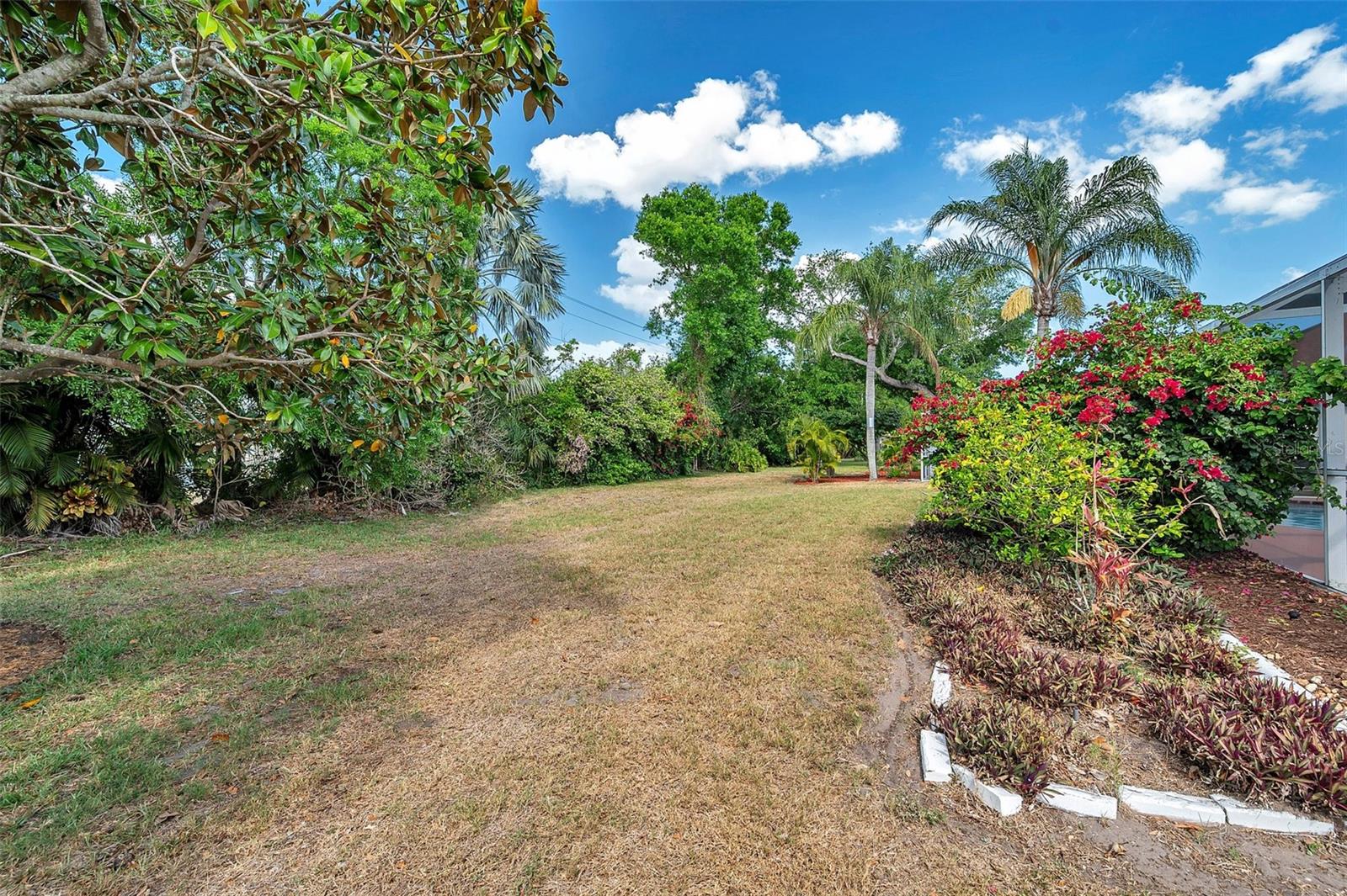 1402 BLUEWATER DR, SUN CITY CENTER, FL, 33573