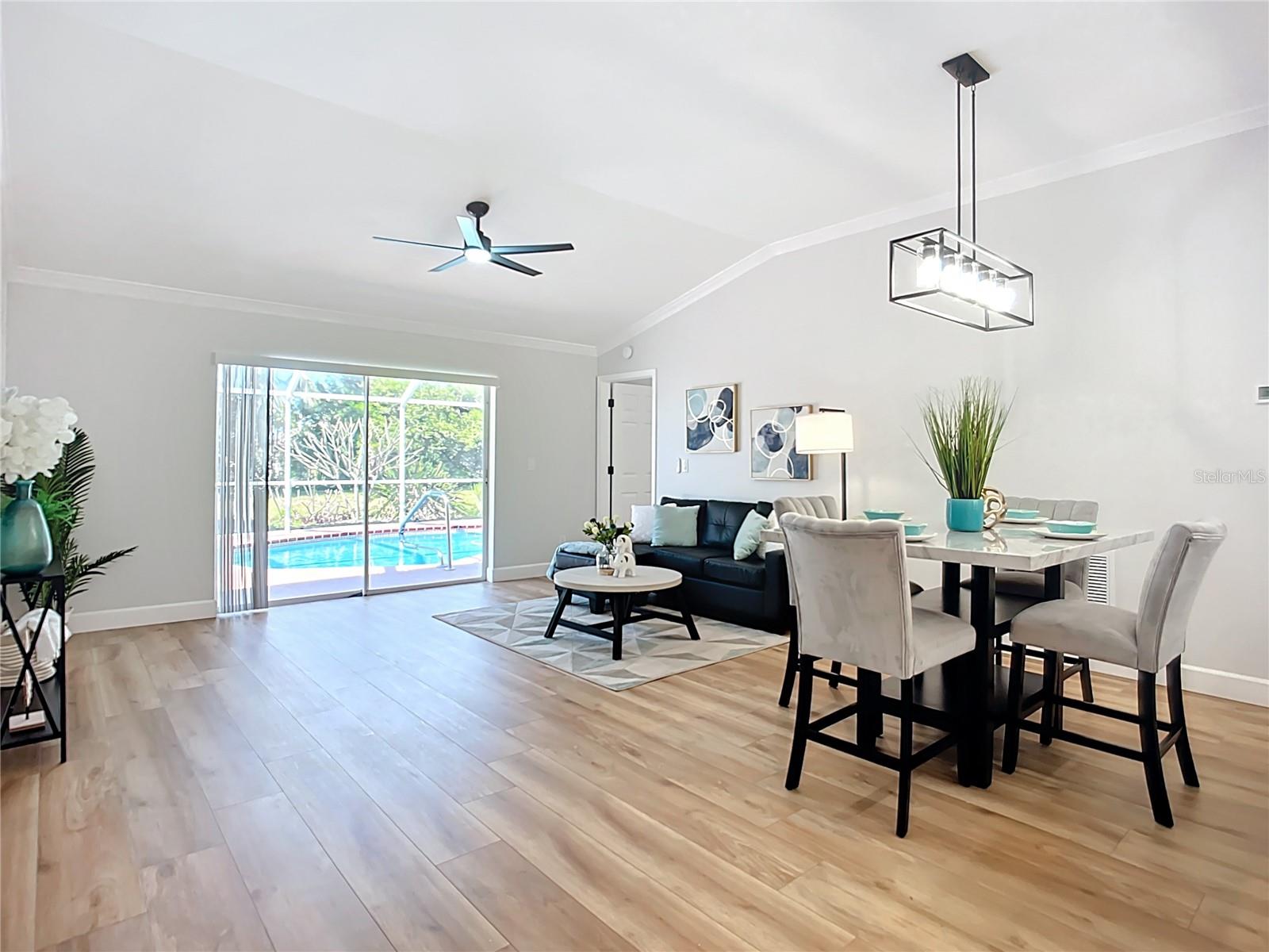 1402 BLUEWATER DR, SUN CITY CENTER, FL, 33573