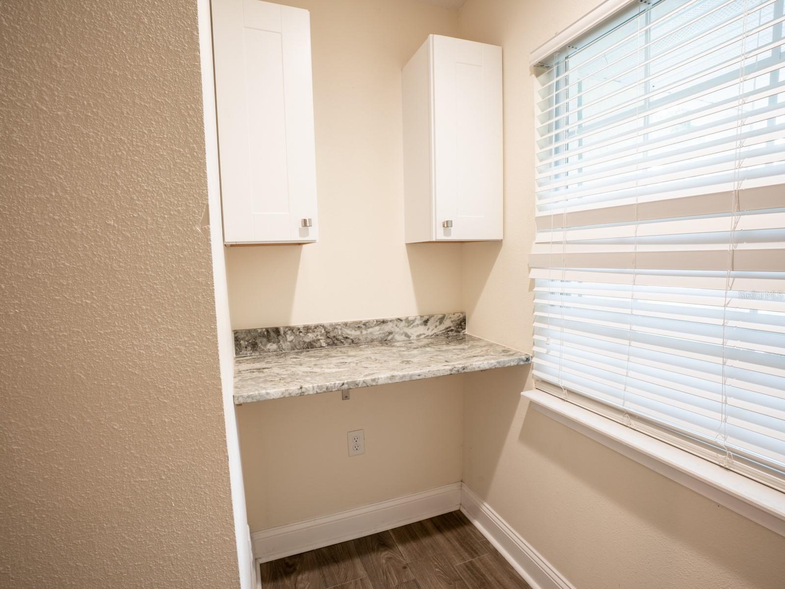 727 HULL ISLAND DR, OAKLAND, FL, 34787