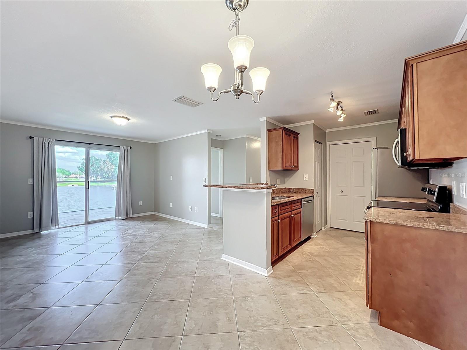 2513 GRASSY POINT DR #107, LAKE MARY, FL, 32746