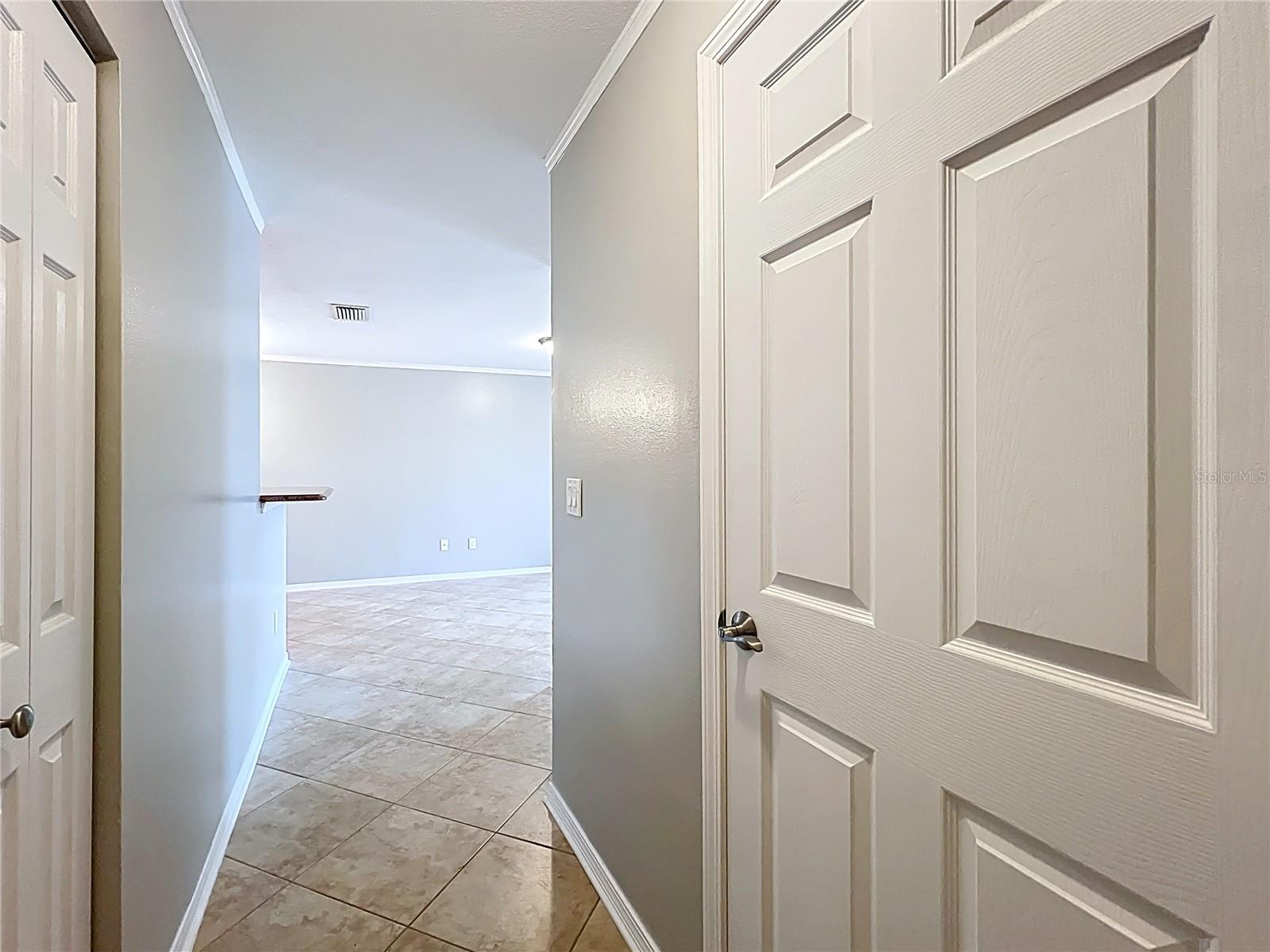 2513 GRASSY POINT DR #107, LAKE MARY, FL, 32746