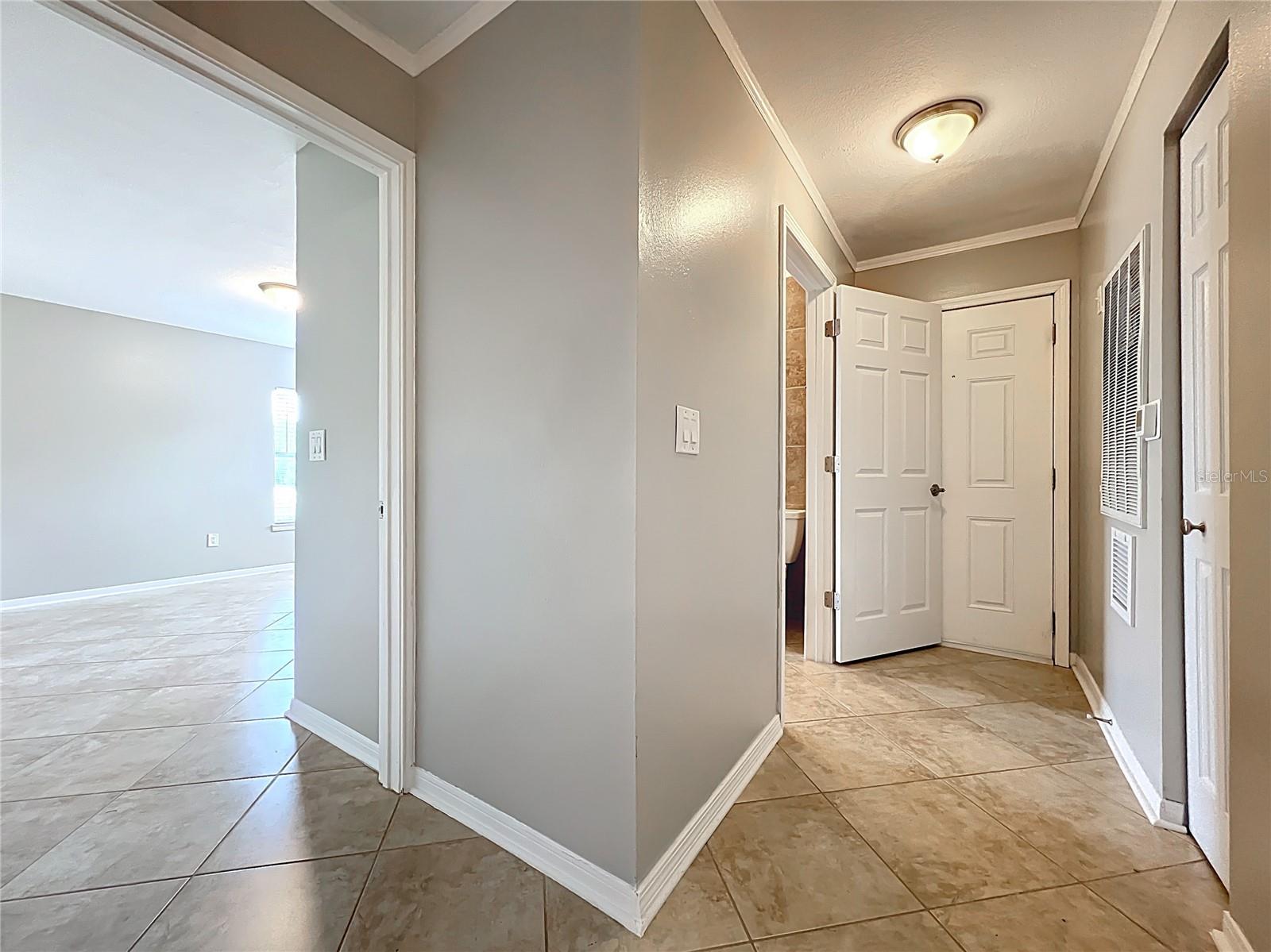 2513 GRASSY POINT DR #107, LAKE MARY, FL, 32746