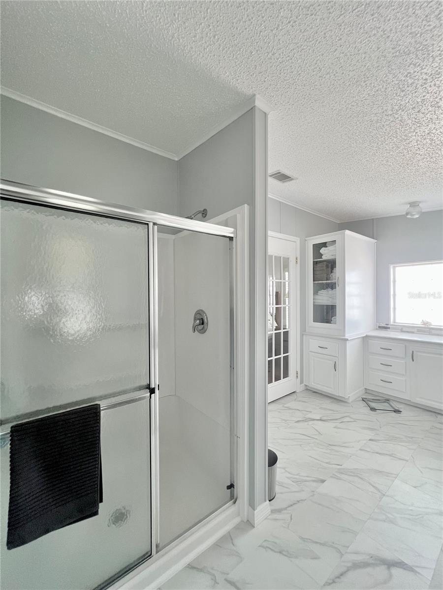 1100 BELCHER RD S #512, LARGO, FL, 33771