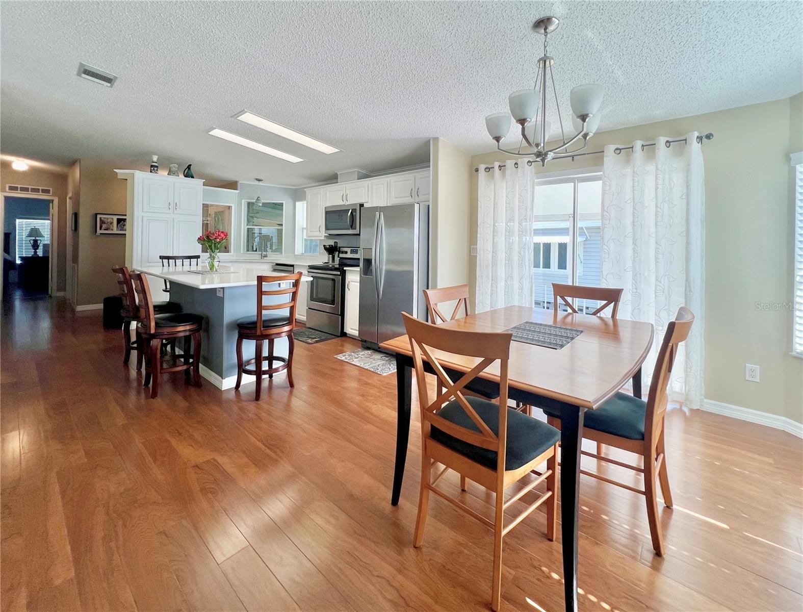 1100 BELCHER RD S #512, LARGO, FL, 33771