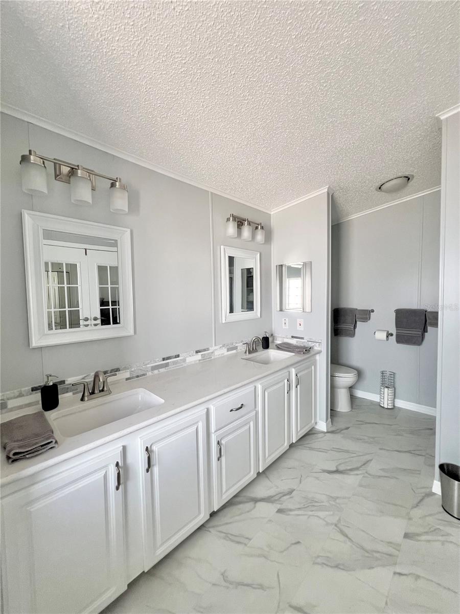 1100 BELCHER RD S #512, LARGO, FL, 33771