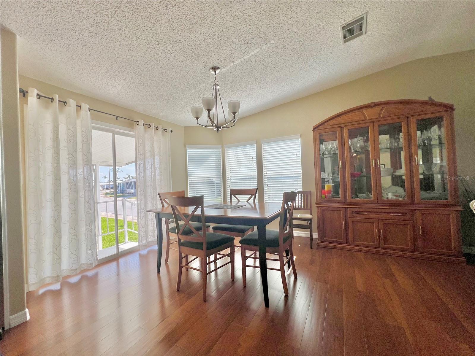 1100 BELCHER RD S #512, LARGO, FL, 33771